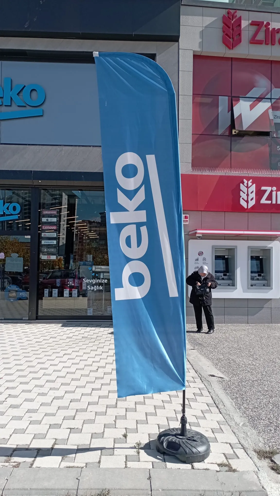 beyaz-esyaci-olta-bayragi-1