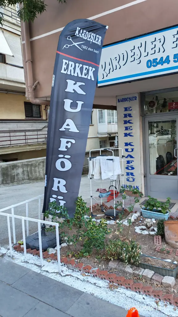 Erkek Kuaförü Olta Bayrağı-31