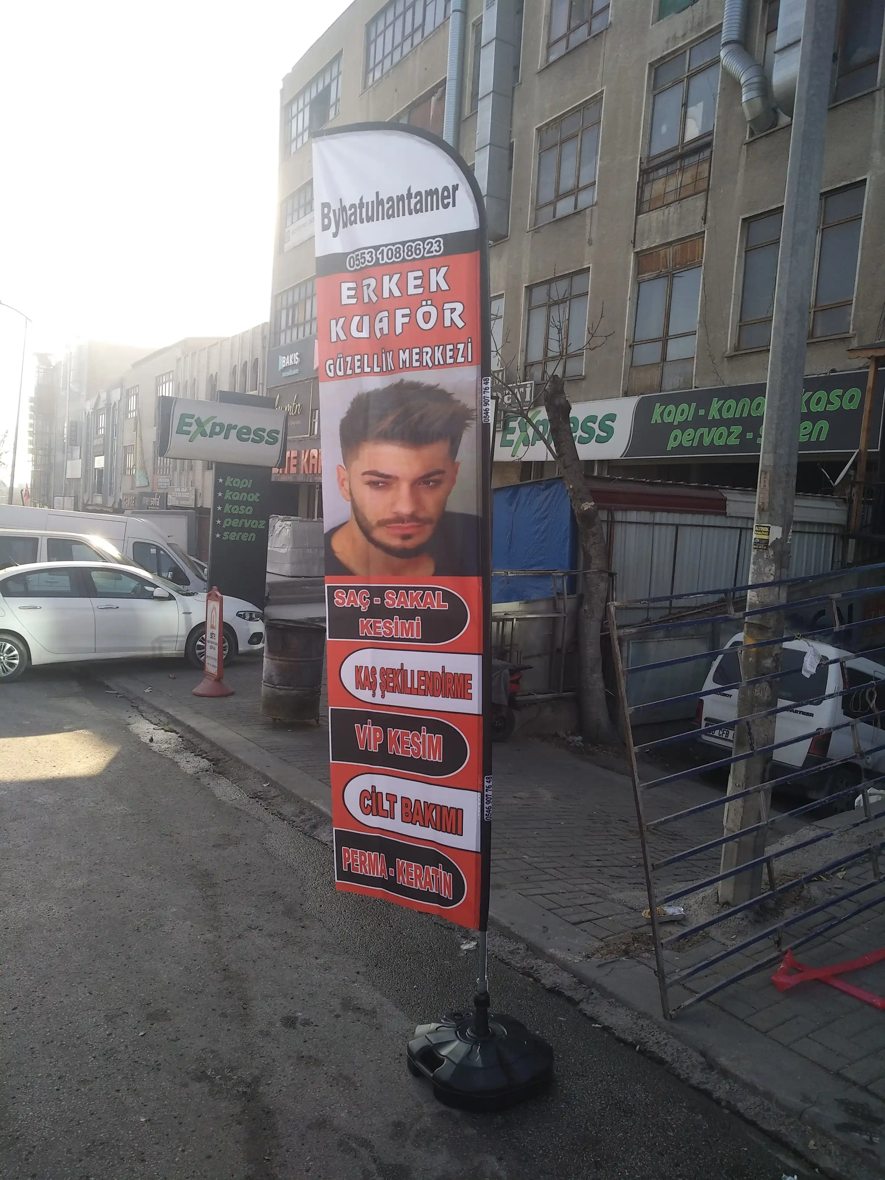 Erkek Kuaförü Olta Bayrağı-9